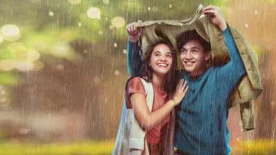 Như cơn mưa rơi trên mặt đất - Love Like the Falling Rain